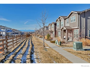 21876 Radcliff Cir, Aurora, CO 80015