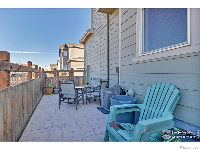 21876 Radcliff Cir, Aurora, CO 80015