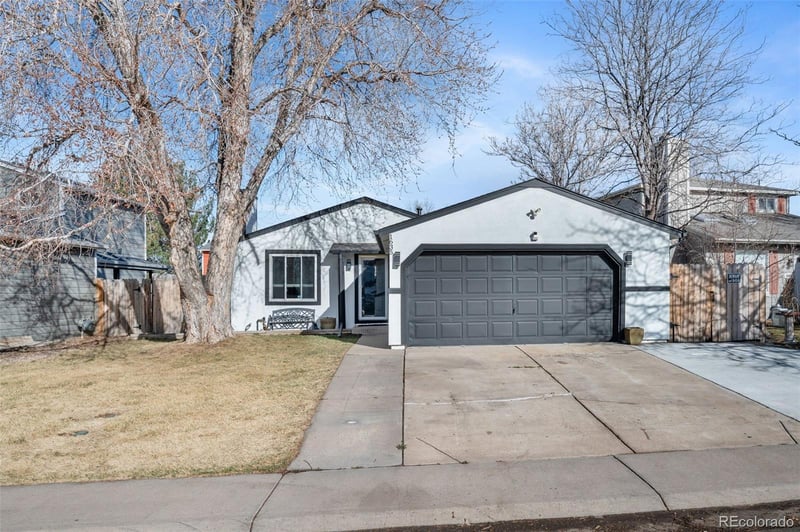 1635 Ensenada Way, Aurora, CO 80011