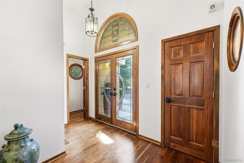 5904 Meadowbrook Dr, Morrison, CO 80465