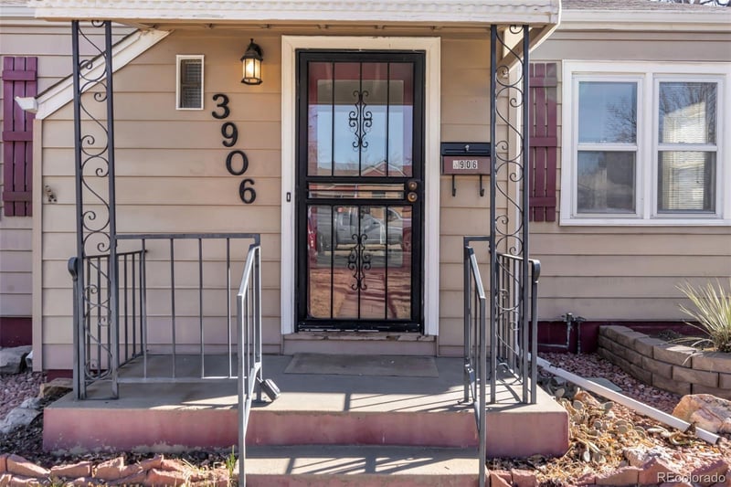 3906 Cherokee St, Englewood, CO 80110