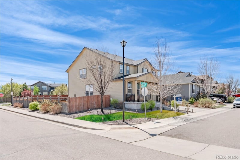 19130 Adriatic Cir, Aurora, CO 80013