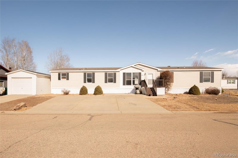 4899 Barron Cir, Longmont, CO 80504