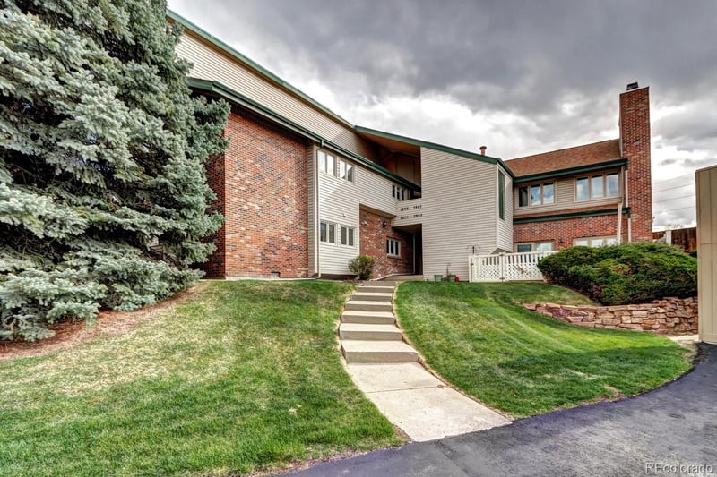 7877 University Way, Centennial, CO 80122