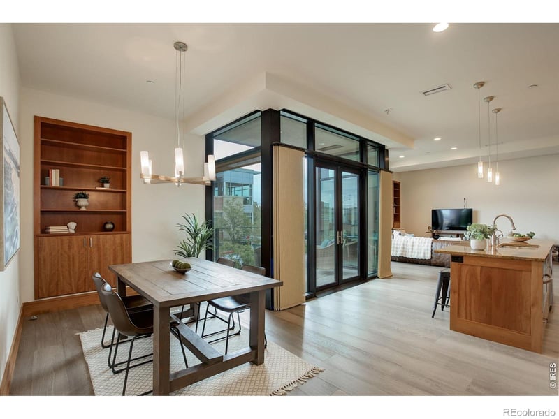 1077 Canyon Blvd #211, Boulder, CO 80302