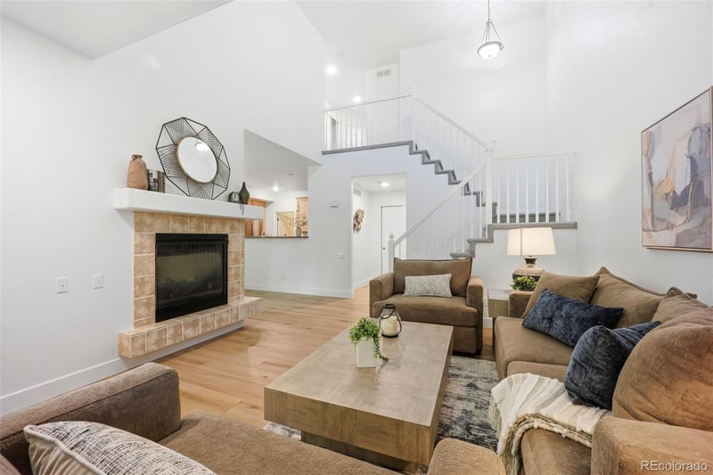 8853 Edinburgh Cir, Highlands Ranch, CO 80129