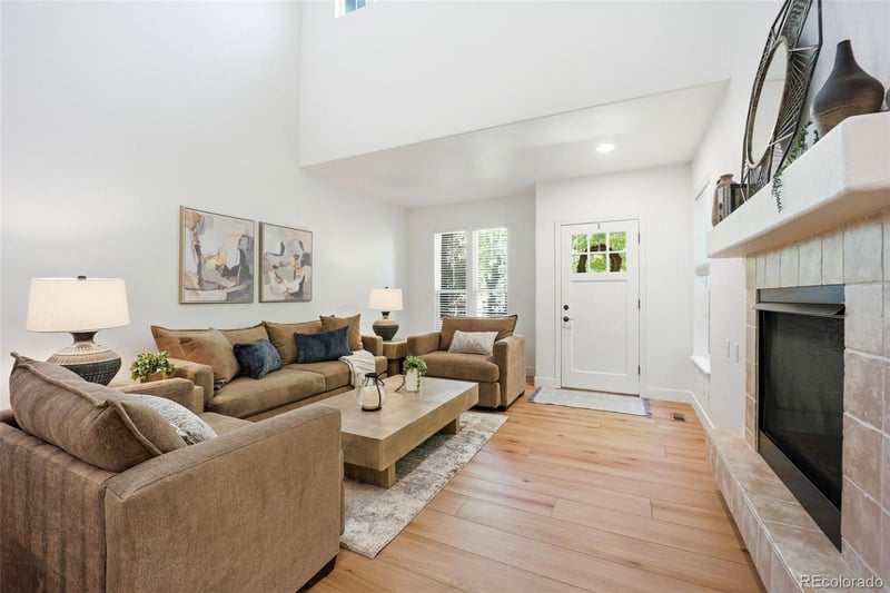 8853 Edinburgh Cir, Highlands Ranch, CO 80129