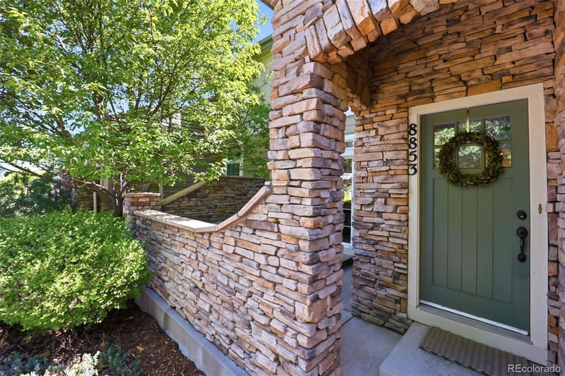 8853 Edinburgh Cir, Highlands Ranch, CO 80129