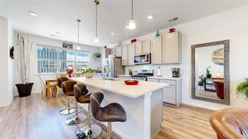 7008 Ipswich Ct, Castle Pines, CO 80108