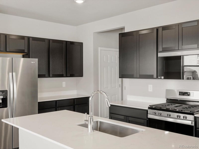 608 98th Ave, Greeley, CO 80634