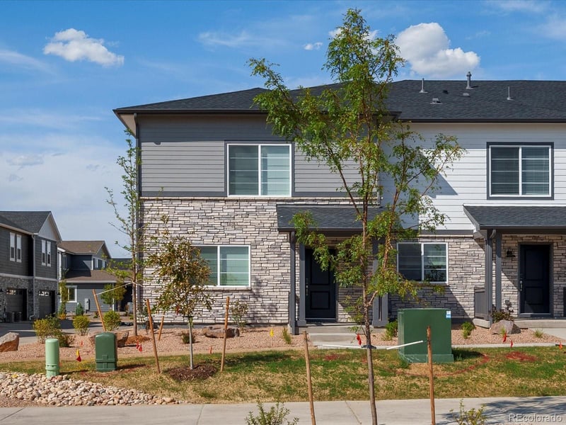 21266 65th Dr, Aurora, CO 80019