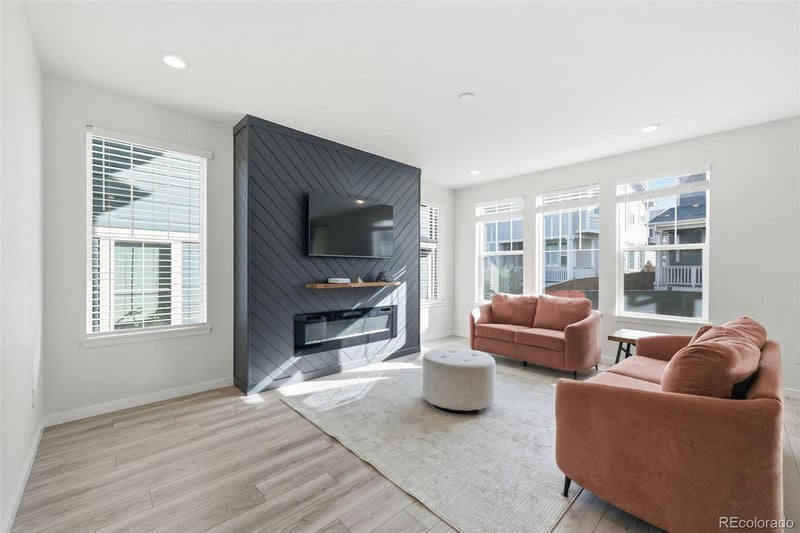 17540 95th Ave, Commerce City, CO 80022