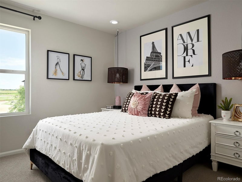 746 Rome St, Aurora, CO 80018