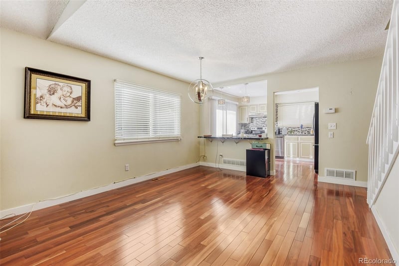 9090 Hunters Creek St, Littleton, CO 80126
