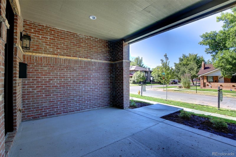 1686 Grant St, Denver, CO 80210