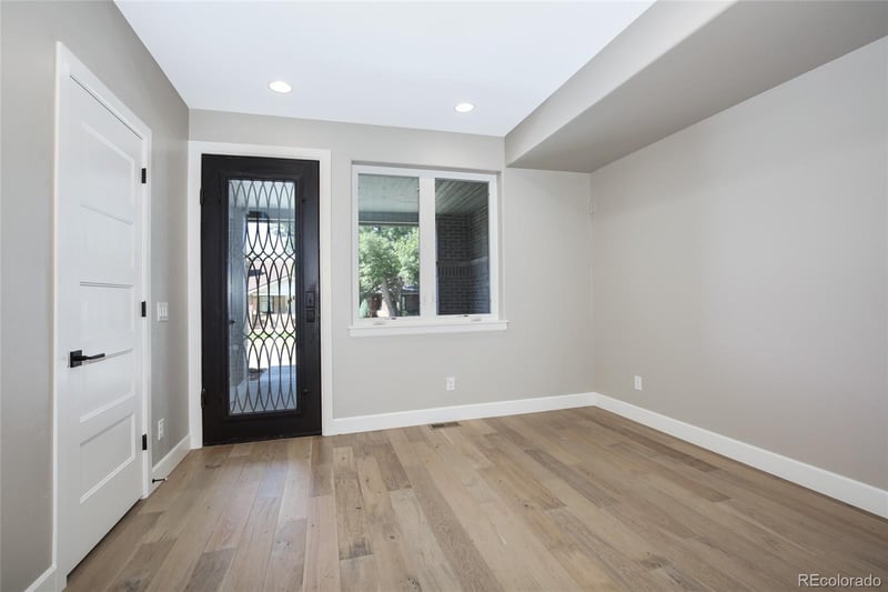 1686 Grant St, Denver, CO 80210