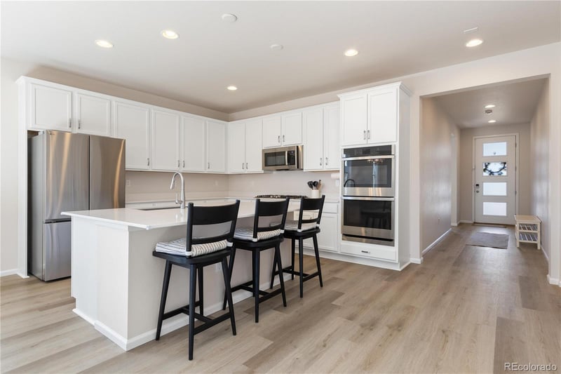 3906 N Irvington St, Aurora, CO 80019