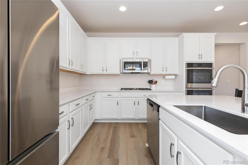 3906 N Irvington St, Aurora, CO 80019