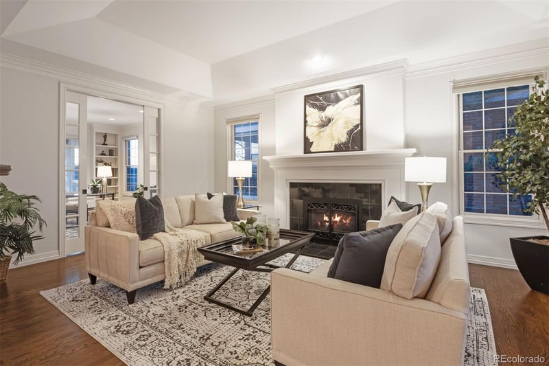 7233 Niagara Cir, Centennial, CO 80112