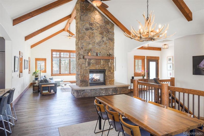 1725 Falcon Dr, Silverthorne, CO 80498