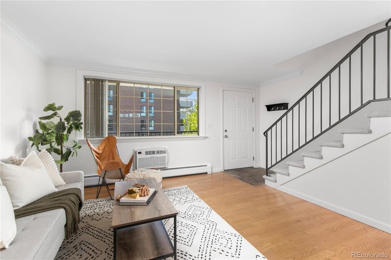 30 Emerson St #302, Denver, CO 80218