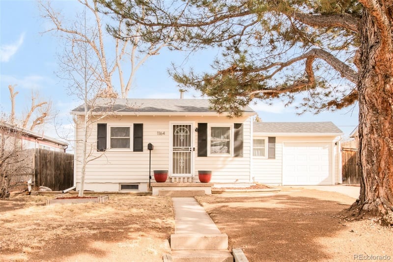 1164 Roslyn St, Denver, CO 80220