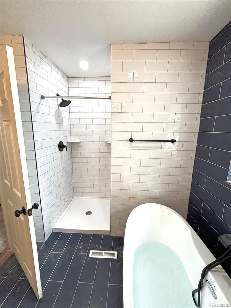 2200 Moffat Pl, Denver, CO 80221