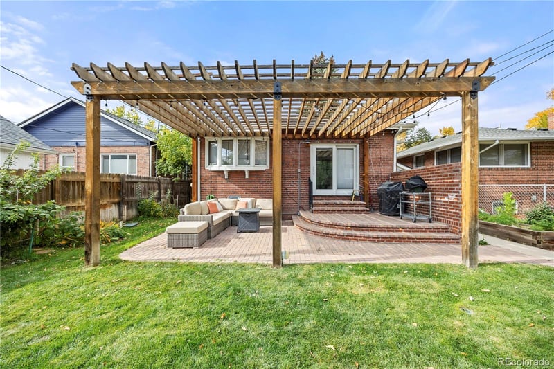 1884 Cherry St, Denver, CO 80220