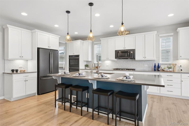 27645 Geddes Pl, Aurora, CO 80016