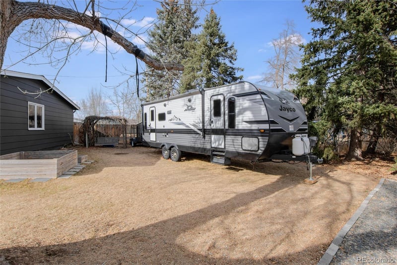 5819 Elmhurst Dr, Littleton, CO 80128