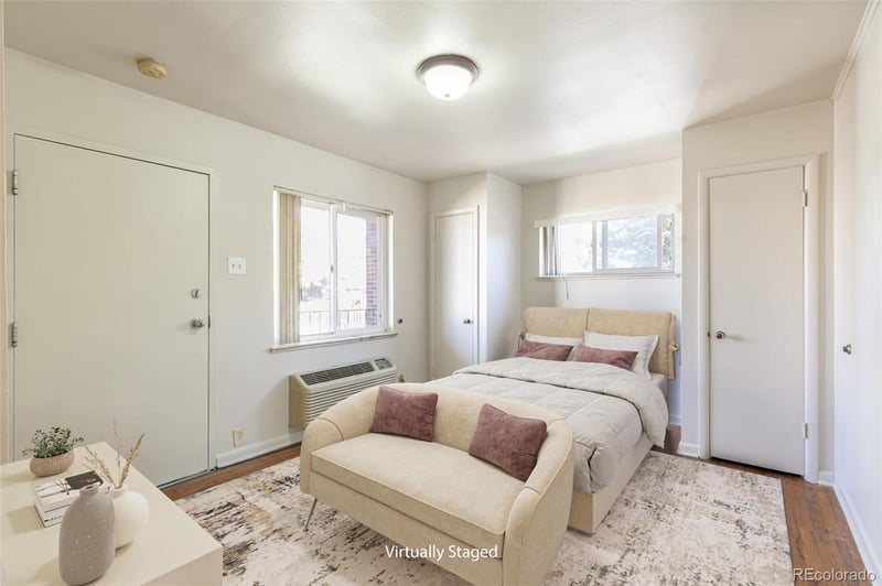 901 Jasmine St, Denver, CO 80220