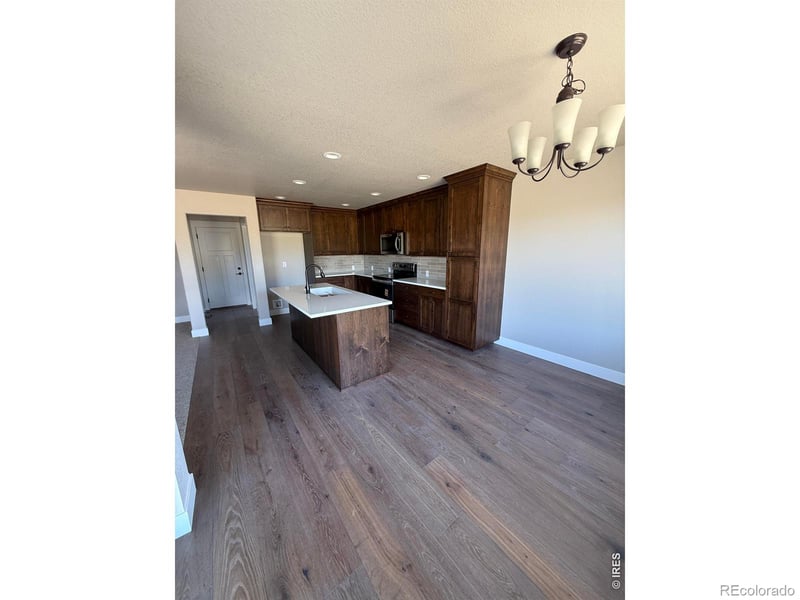 7073 Prairie Sky Ln, Wellington, CO 80549