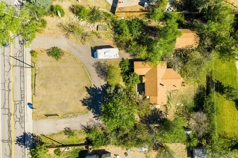 994 Welch St, Lakewood, CO 80401