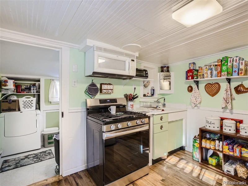 331 S 1st St, Cripple Creek, CO 80813