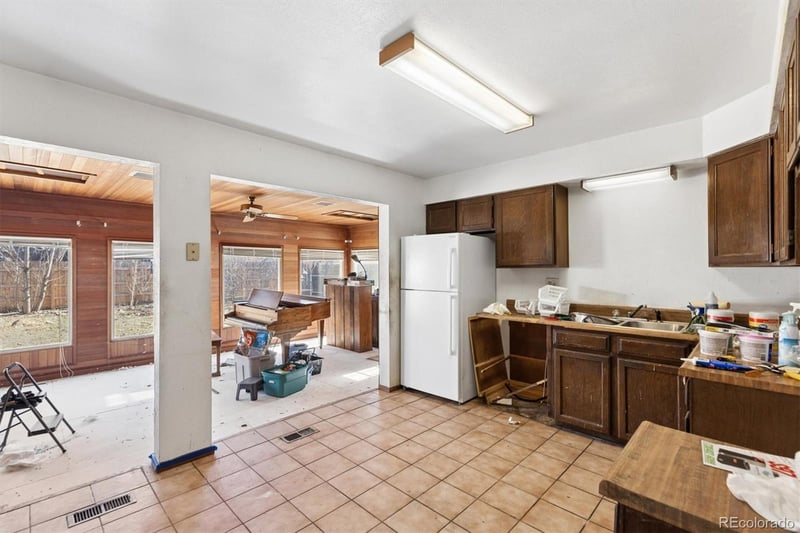 2560 Sable Way, Aurora, CO 80014