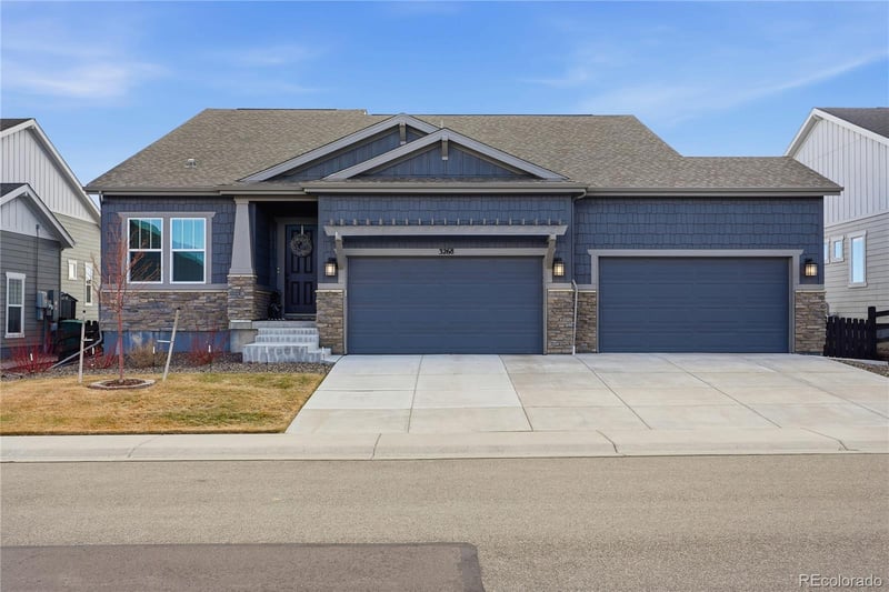 3268 Carabiner St, Castle Rock, CO 80108