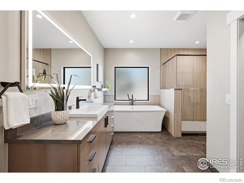 12212 Cash Rd, Longmont, CO 80503