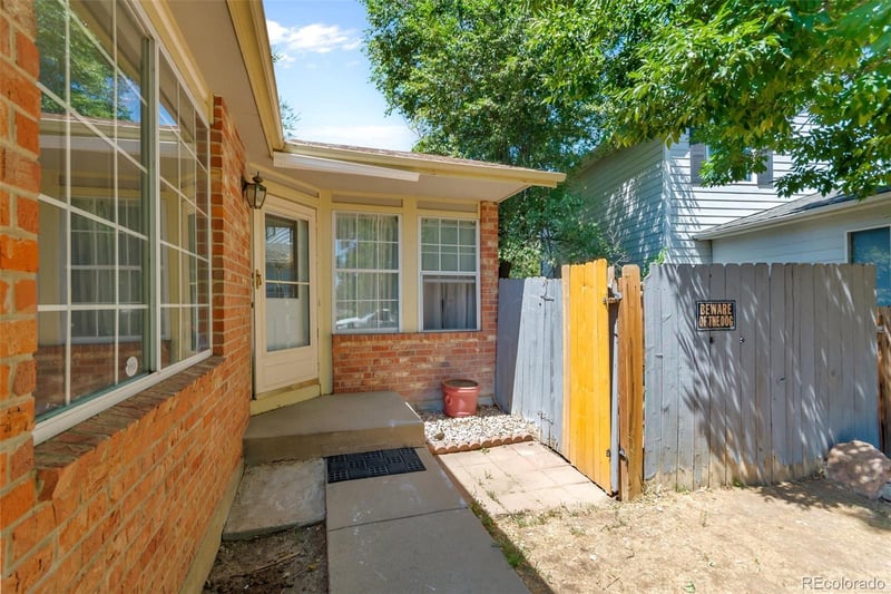 247 Wadsworth Cir, Longmont, CO 80504