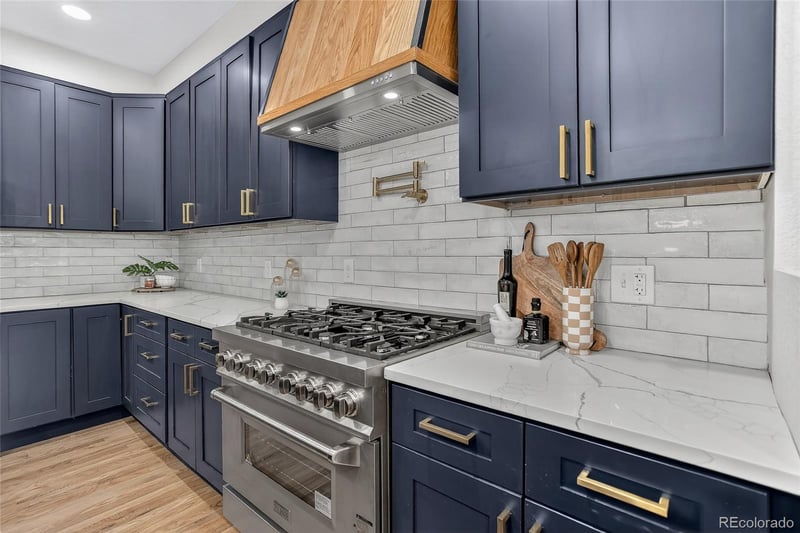 2346 Gilpin St, Denver, CO 80205