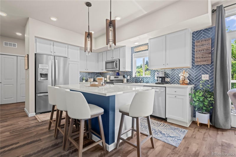 1158 Oak Cir, Lakewood, CO 80215