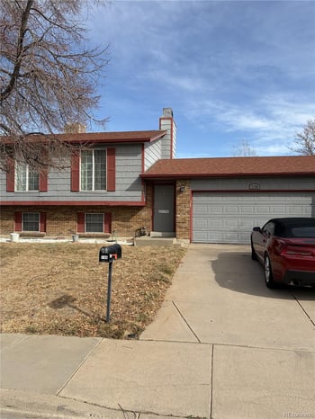 1186 Norfolk St, Aurora, CO 80017