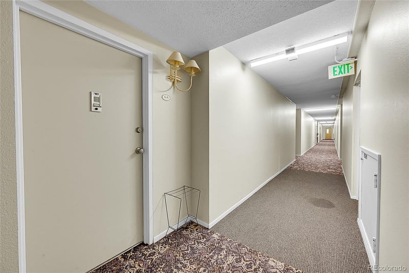 635 Alton Way #6A, Denver, CO 80247