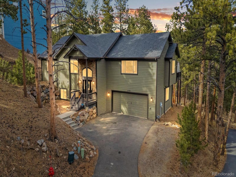 3109 Moonshadow Ln, Evergreen, CO 80439