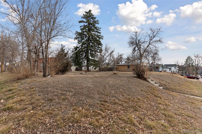 1600 Saint Paul St, Denver, CO 80210