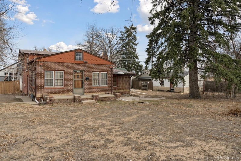 1600 Saint Paul St, Denver, CO 80210