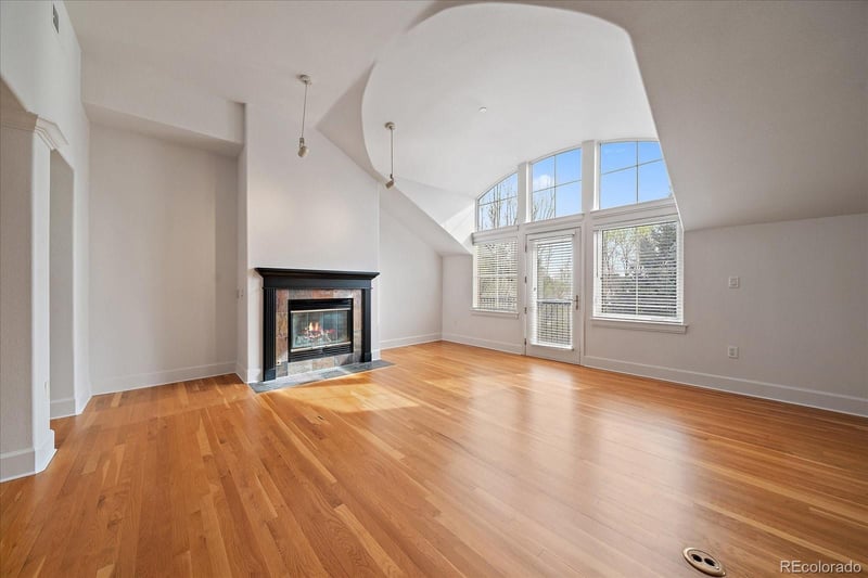 300 Hudson St #302, Denver, CO 80220