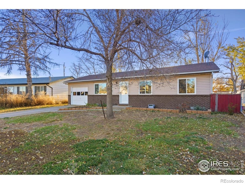 240 Ley Dr, La Salle, CO 80645