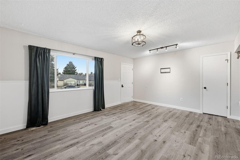 1371 Columbine Dr, Castle Rock, CO 80104