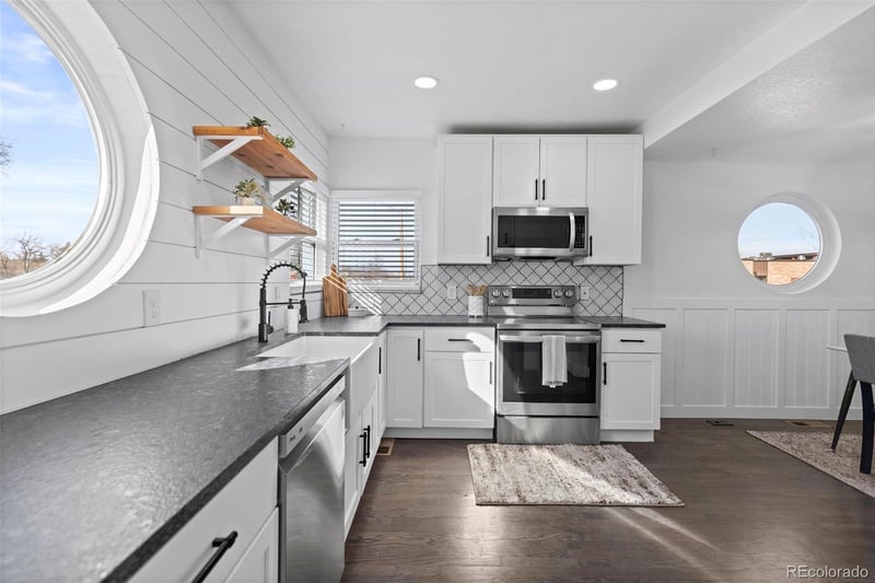 4590 Sherman St, Englewood, CO 80113