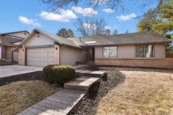 6740 E Heritage Pl, Centennial, CO 80111